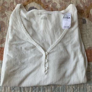 American Eagle white long sleeved thin shirt. Size Large. NWT